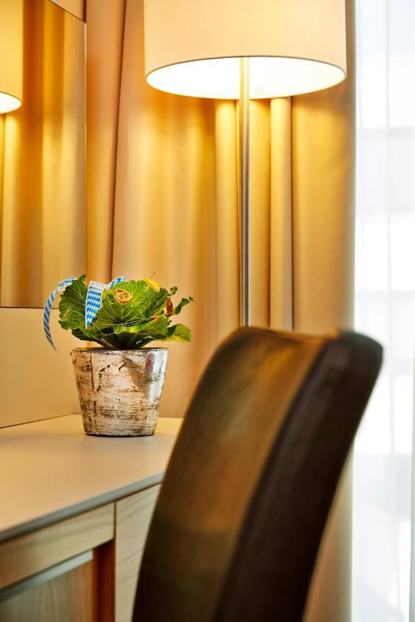 H4 Messe Hotel München